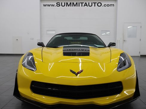Used 2014 Chevrolet Corvette Stingray Convertible w/ 3LT Preferred Equipment Group RWD image 21