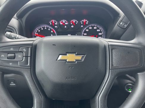 Used 2024 Chevrolet Silverado 1500 Custom image 13