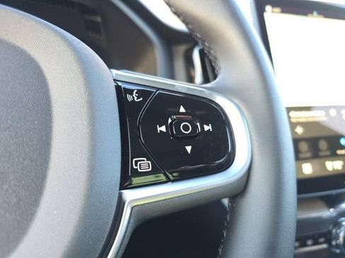 New 2026 Volvo XC60 B5 Plus w/ Climate Package image 31