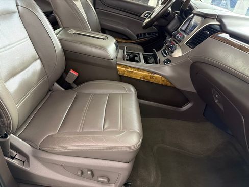 Used 2016 GMC Yukon XL Denali w/ Open Road Package AWD/4WD image 26