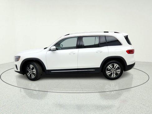 New 2026 Mercedes-Benz GLB 250 image 14
