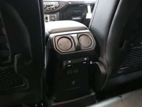Used 2023 Jeep Wrangler Unlimited Rubicon 4xe w/ Safety Group AWD/4WD image 34