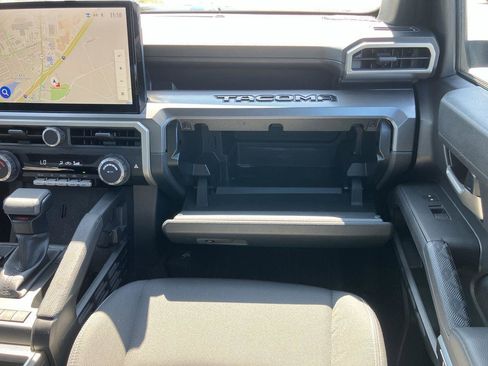 Used 2024 Toyota Tacoma TRD Sport image 16