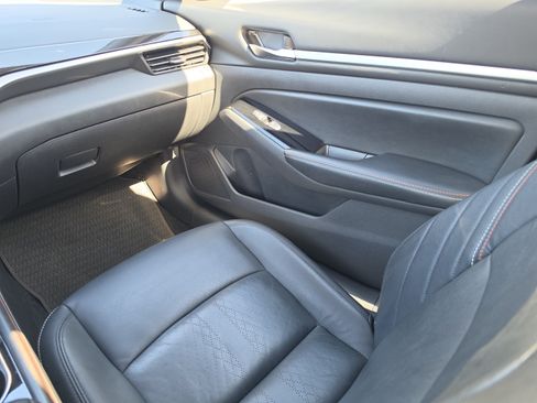 Used 2024 Nissan Altima 2.5 SR w/ SR Premium Package FWD image 21