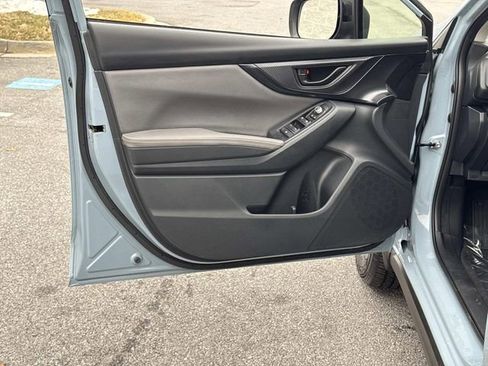 Used 2022 Subaru Crosstrek 2.5i Sport w/ Moonroof Package image 14