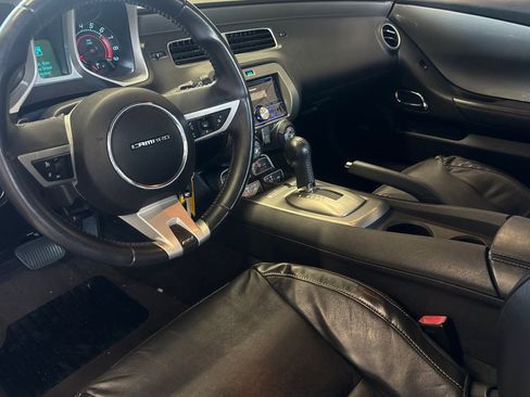 Used 2010 Chevrolet Camaro SS w/ RS Package RWD image 7