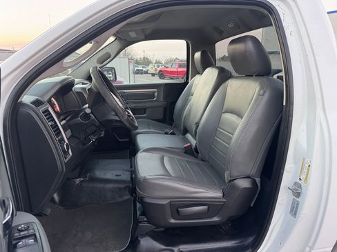 Used 2017 RAM 2500 Tradesman w/ Power Accessory Group image 9