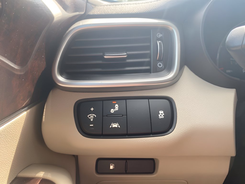 Used 2017 Kia Sorento LX w/ LX V6 Convenience Package FWD image 24