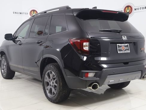 Used 2024 Honda Passport TrailSport image 4