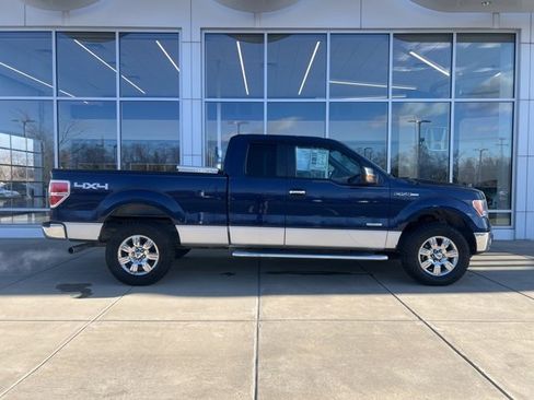 Used 2011 Ford F150 XLT w/ XLT Chrome Pkg image 2