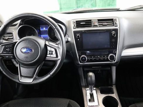 Used 2019 Subaru Outback 2.5i Premium w/ Popular Package #2 image 16