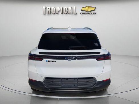 New 2026 Chevrolet Equinox EV LT image 4