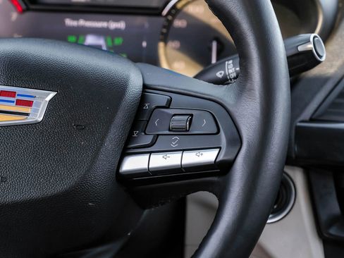 Used 2022 Cadillac CT4 Luxury w/ Sun And Sound Package image 31