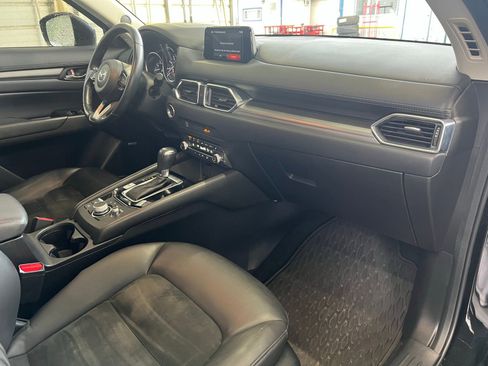 Used 2020 MAZDA CX-5 Touring image 18