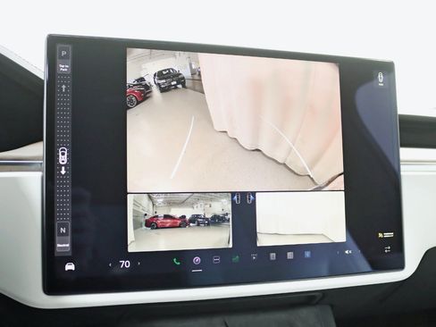 Used 2023 Tesla Model X image 18