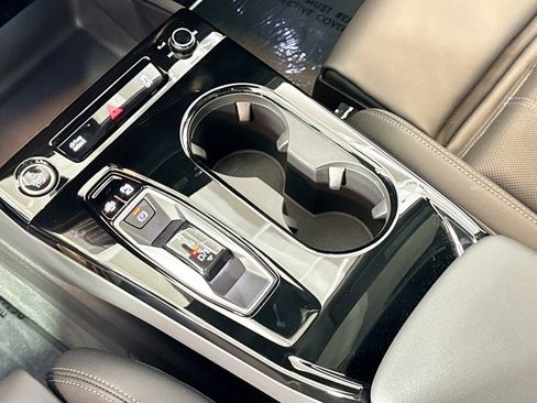 Used 2025 Audi A6 e-tron Prestige w/ Black Warm Weather Package image 16