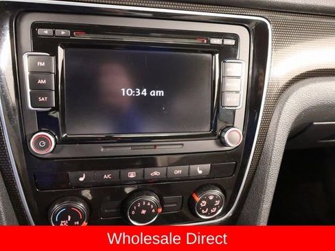Used 2015 Volkswagen Passat 1.8T Sport image 19