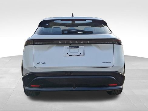Used 2024 Nissan Ariya FWD image 5