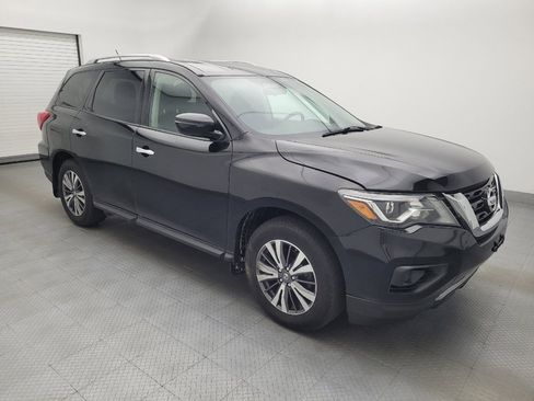 Used 2017 Nissan Pathfinder S AWD/4WD image 11