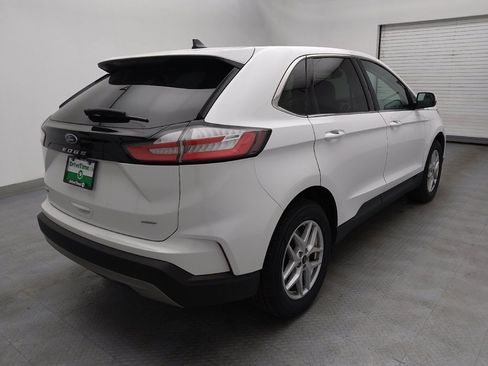 Used 2024 Ford Edge SEL image 9