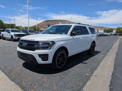 Certified 2022 Ford Expedition Max Limited AWD/4WD image 10