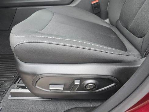New 2026 Jeep Grand Cherokee Laredo RWD image 19