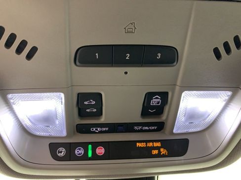 Used 2023 Chevrolet Blazer LT image 22