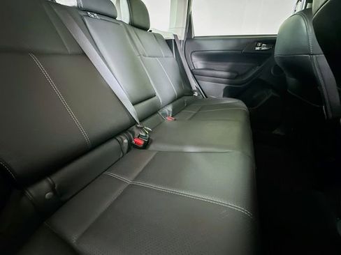 Used 2017 Subaru Forester 2.5i Touring w/ Popular Package #2 image 28