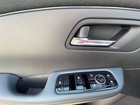 New 2026 Nissan Leaf image 20