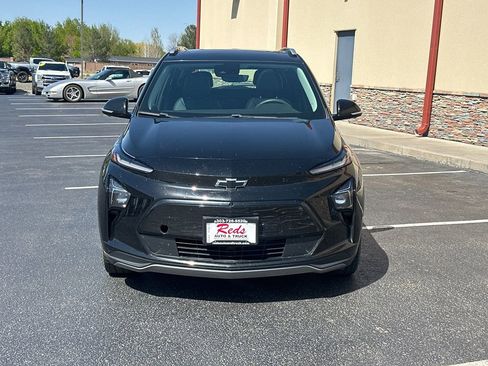 Used 2022 Chevrolet Bolt EUV Premier w/ Launch Edition image 3