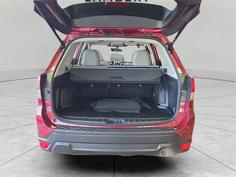 Used 2023 Subaru Forester Limited image 28