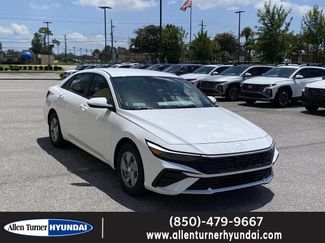 New 2026 Hyundai Elantra SE FWD 360° Tour