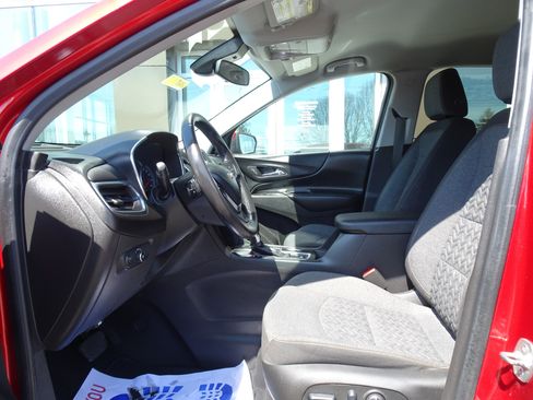 Used 2022 Chevrolet Equinox LT image 8