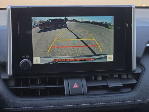 Used 2025 Toyota RAV4 LE image 22