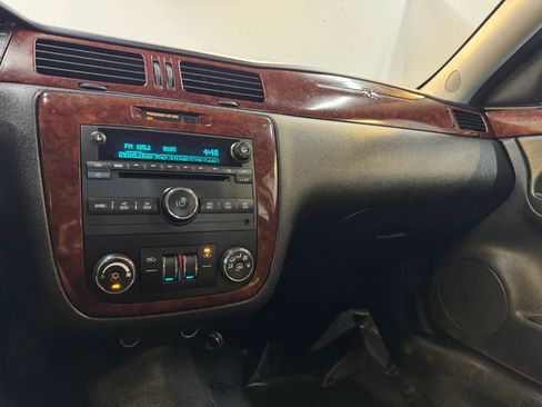 Used 2007 Chevrolet Impala LT w/ Preferred Equipment Group image 18