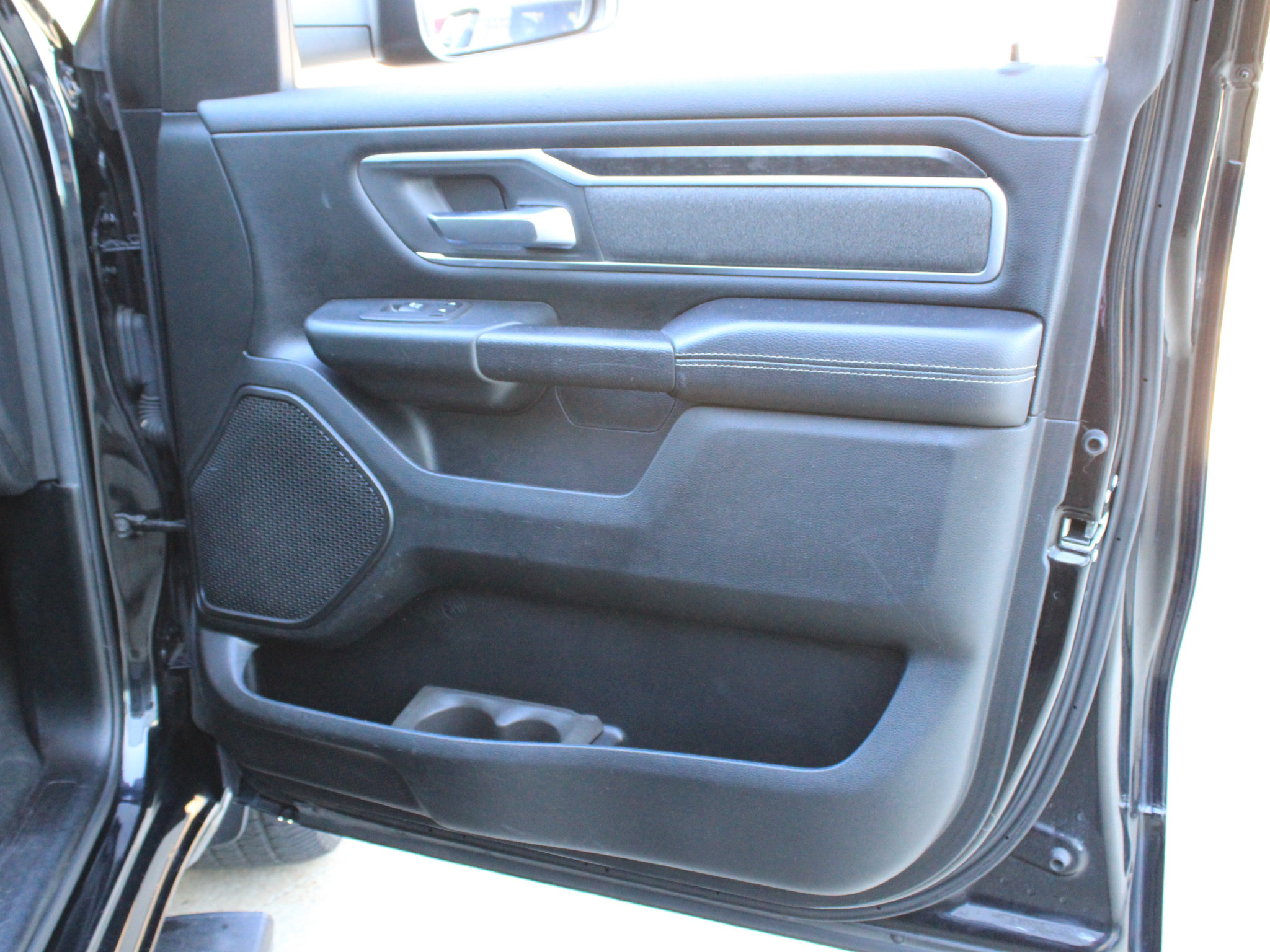 Used 2020 RAM 1500 Big Horn AWD/4WD image 23