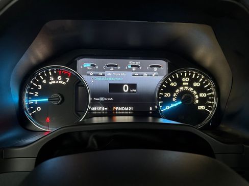 Used 2015 Ford F150 Lariat w/ Equipment Group 502A Luxury image 17