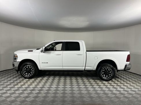 Used 2025 RAM 2500 Limited image 10