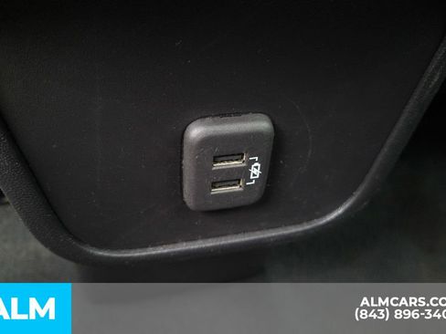 Used 2024 Chevrolet Equinox LT image 23