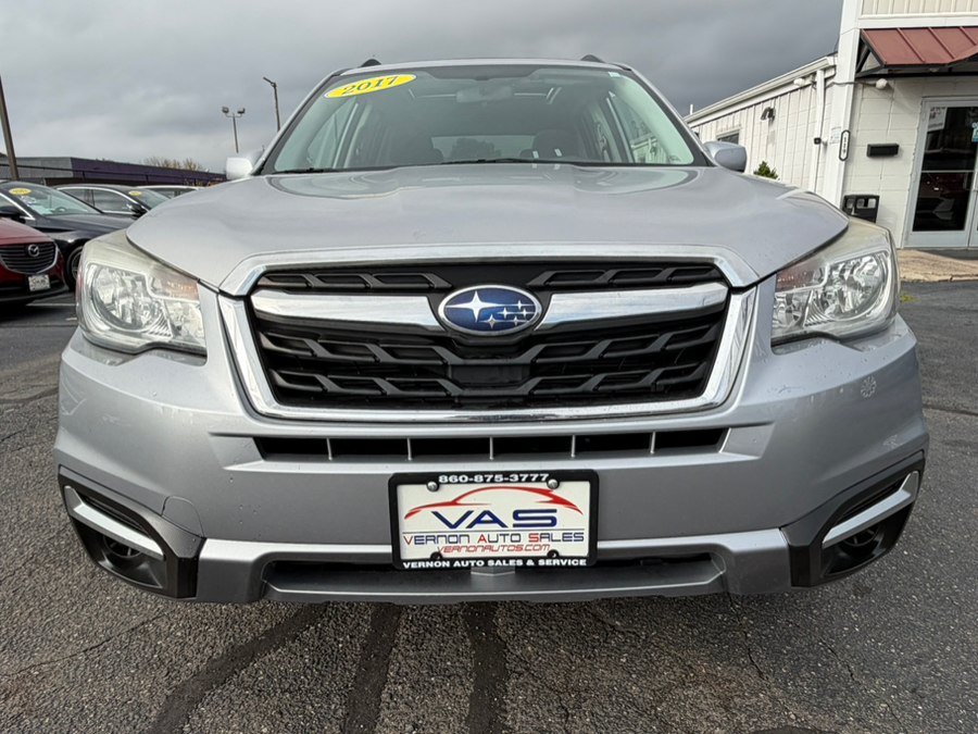 Used 2017 Subaru Forester 2.5i Premium w/ All-Weather Package AWD/4WD image 2