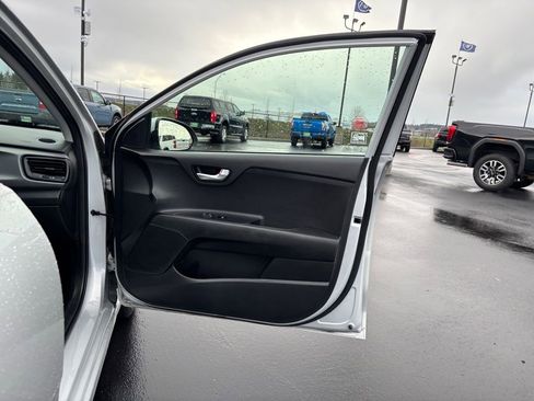 Used 2018 Kia Rio S image 26