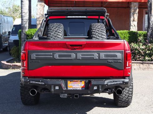 Used 2019 Ford F150 Raptor w/ Equipment Group 802A Luxury AWD/4WD image 7