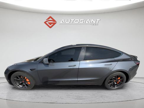 Used 2021 Tesla Model 3 Standard Range Plus image 3