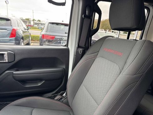 Used 2022 Jeep Wrangler Unlimited Rubicon image 15