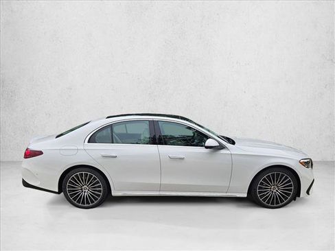 New 2026 Mercedes-Benz E 450 4MATIC Sedan image 4