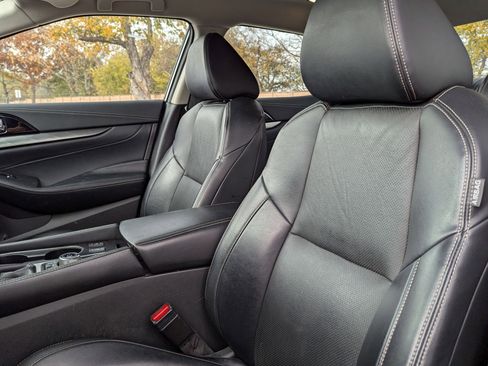 Used 2023 Nissan Maxima SV w/ Floor Mat Group image 14