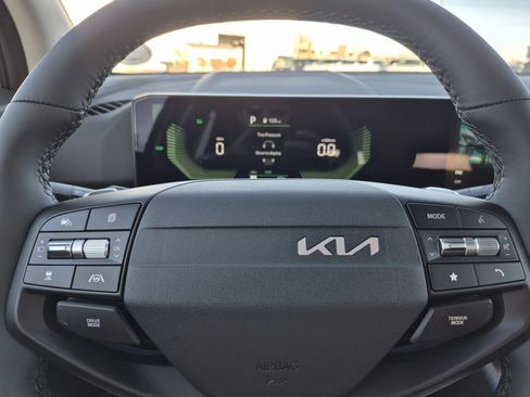 New 2026 Kia Sportage EX image 19