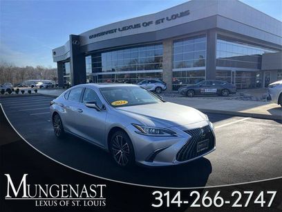 Certified 2024 Lexus ES 250 w/ Premium Package