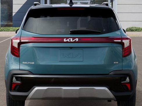 New 2026 Kia Seltos S image 16