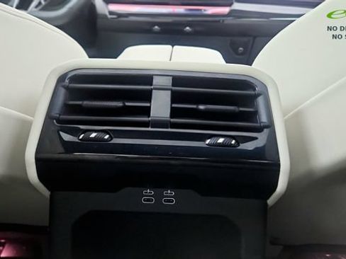 Used 2024 BMW i5 eDrive40i w/ Executive Package RWD image 50
